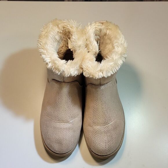 CAT&JACK ROUND TOE ZIP CLOSURE ANKLE BOOTIES - Picture 4 of 15